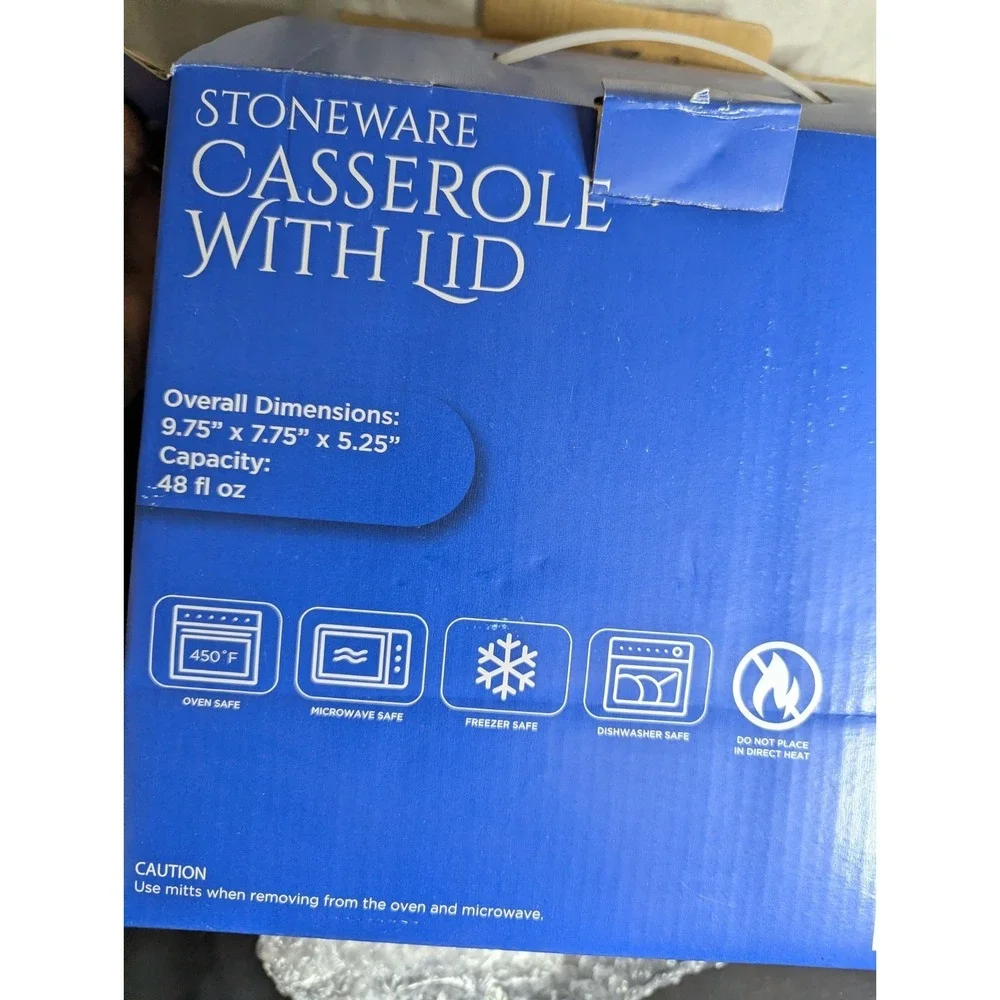Le Regalo Stoneware 48oz Casserole handles lid Blue white oven microwave freezer